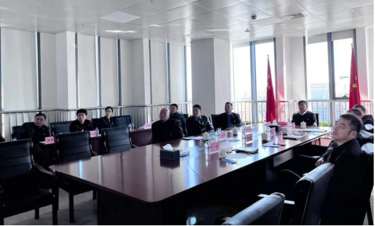 集团党委理论学习中心组学习习近平总书记在辽宁考察时的重要指示精神